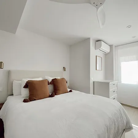 Con Vistas Al Puerto Y Parking *