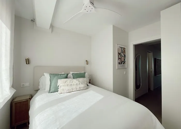 Con Vistas Al Puerto Y Parking * Dénia