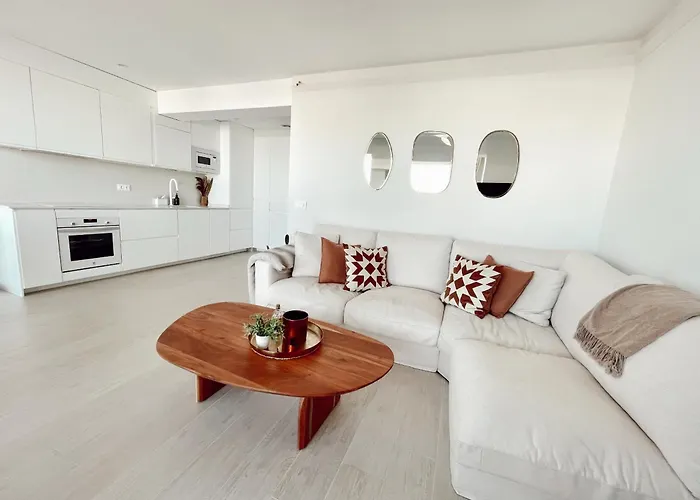 Con Vistas Al Puerto Y Parking * Dénia