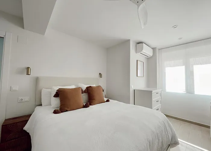 Con Vistas Al Puerto Y Parking *