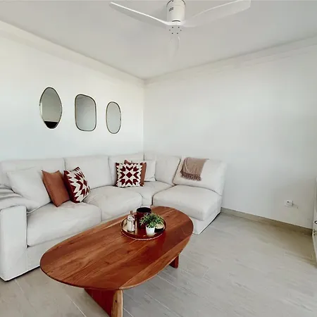 Con Vistas Al Puerto Y Parking Dénia